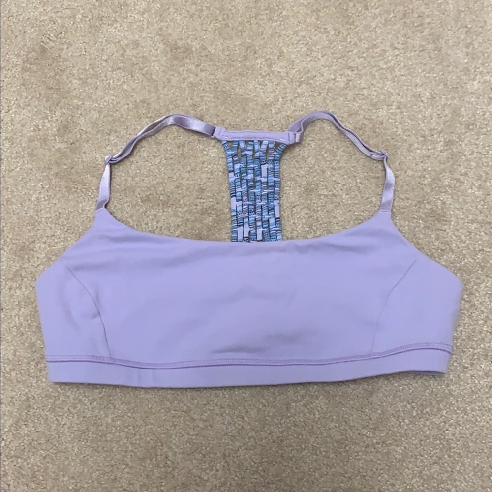 Lululemon sports bra